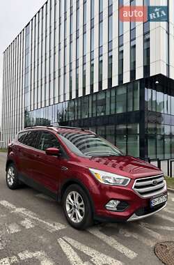 Внедорожник / Кроссовер Ford Escape 2017 в Сарнах