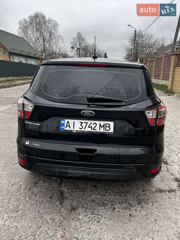 Внедорожник / Кроссовер Ford Escape 2016 в Обухове