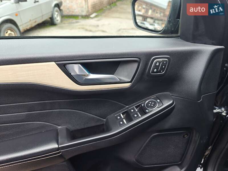 Позашляховик / Кросовер Ford Escape 2022 в Кременчуці