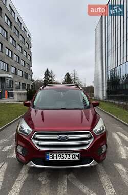 Позашляховик / Кросовер Ford Escape 2017 в Одесі