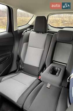 Позашляховик / Кросовер Ford Escape 2017 в Одесі