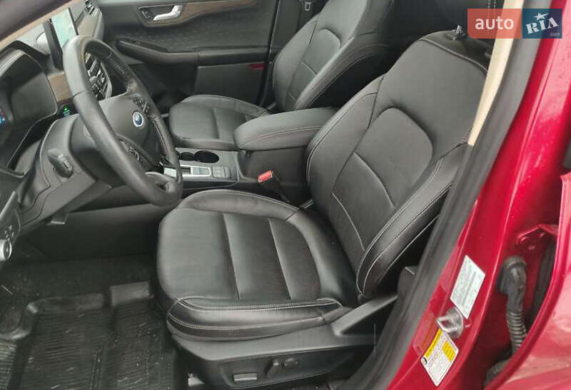 Позашляховик / Кросовер Ford Escape 2020 в Тернополі