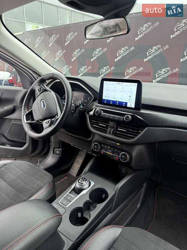 Позашляховик / Кросовер Ford Escape 2021 в Сумах