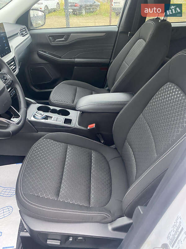 Внедорожник / Кроссовер Ford Escape 2024 в Ивано-Франковске