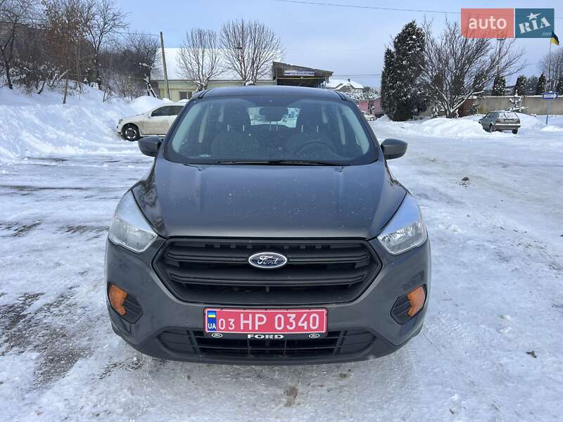 Позашляховик / Кросовер Ford Escape 2017 в Рівному