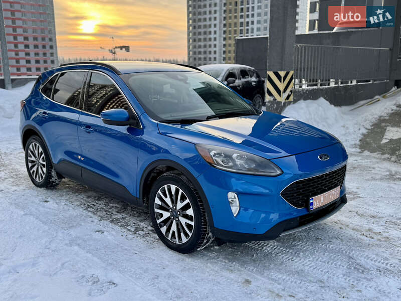 Внедорожник / Кроссовер Ford Escape 2019 в Киеве