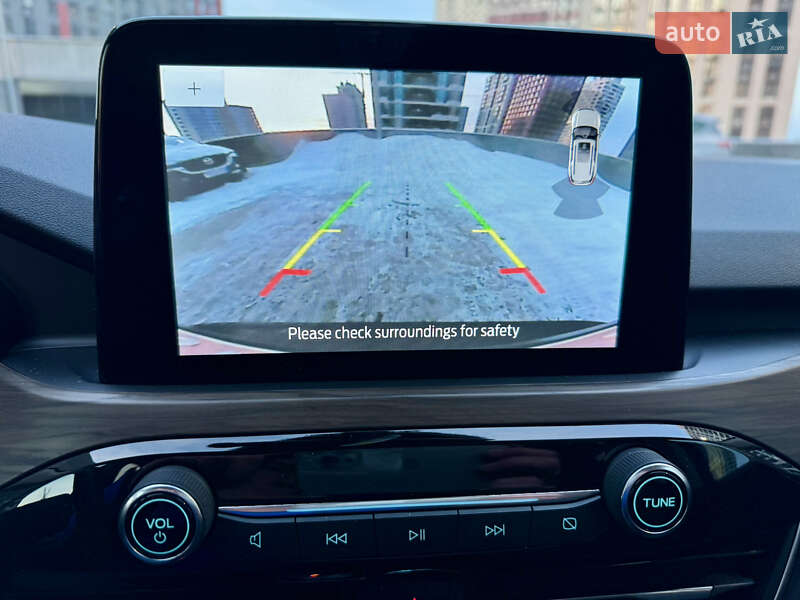 Внедорожник / Кроссовер Ford Escape 2019 в Киеве