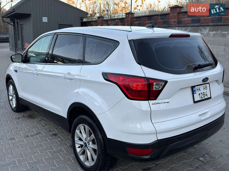 Позашляховик / Кросовер Ford Escape 2019 в Рівному фото 6 Позашляховик / Кросовер Ford Escape 2019 в Рівному