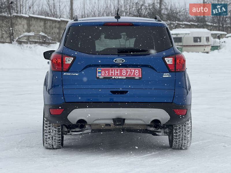 Позашляховик / Кросовер Ford Escape 2019 в Рівному