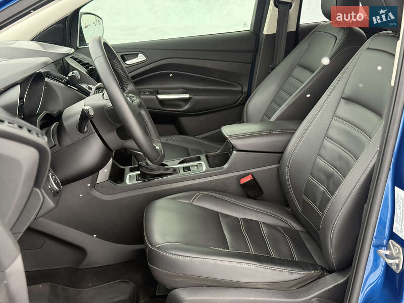 Позашляховик / Кросовер Ford Escape 2019 в Рівному