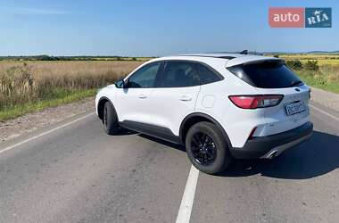 Внедорожник / Кроссовер Ford Escape 2019 в Золочеве