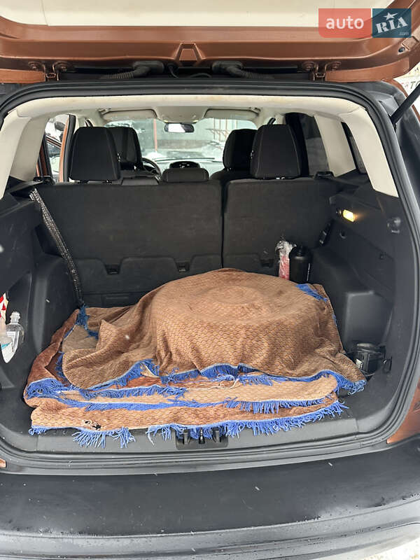 Внедорожник / Кроссовер Ford Escape 2017 в Снятине