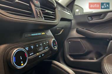 Внедорожник / Кроссовер Ford Escape 2024 в Полтаве
