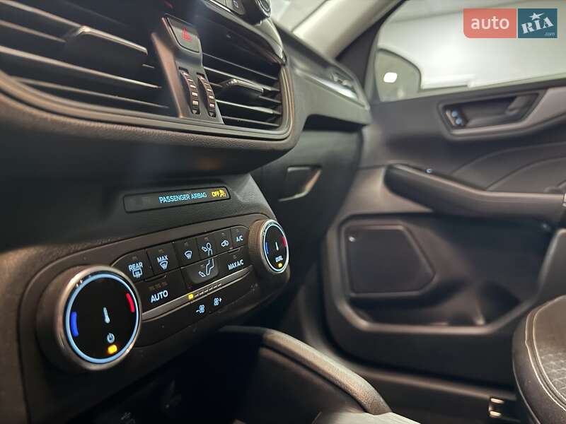 Внедорожник / Кроссовер Ford Escape 2024 в Полтаве