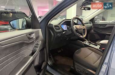 Внедорожник / Кроссовер Ford Escape 2024 в Полтаве