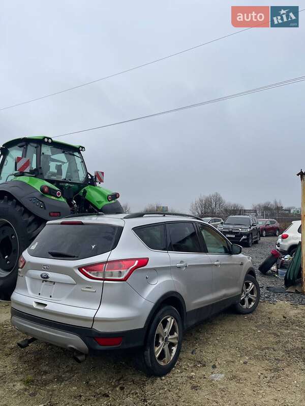 Позашляховик / Кросовер Ford Escape 2016 в Львові