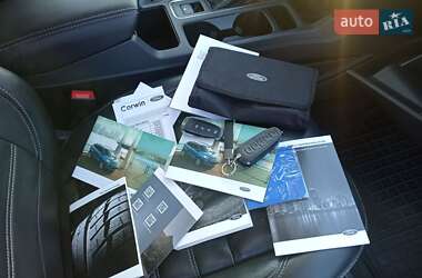 Внедорожник / Кроссовер Ford Escape 2017 в Конотопе