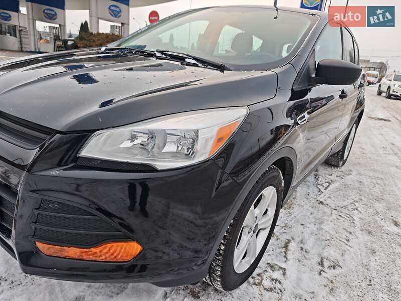 Внедорожник / Кроссовер Ford Escape 2014 в Сумах