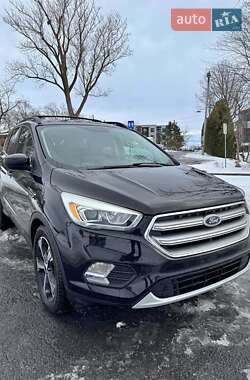 Внедорожник / Кроссовер Ford Escape 2017 в Виннице