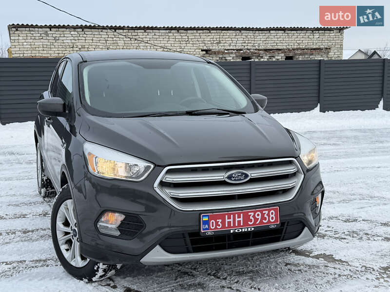 Позашляховик / Кросовер Ford Escape 2018 в Дубні фото 3 Позашляховик / Кросовер Ford Escape 2018 в Дубні