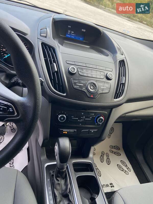 Внедорожник / Кроссовер Ford Escape 2019 в Ровно