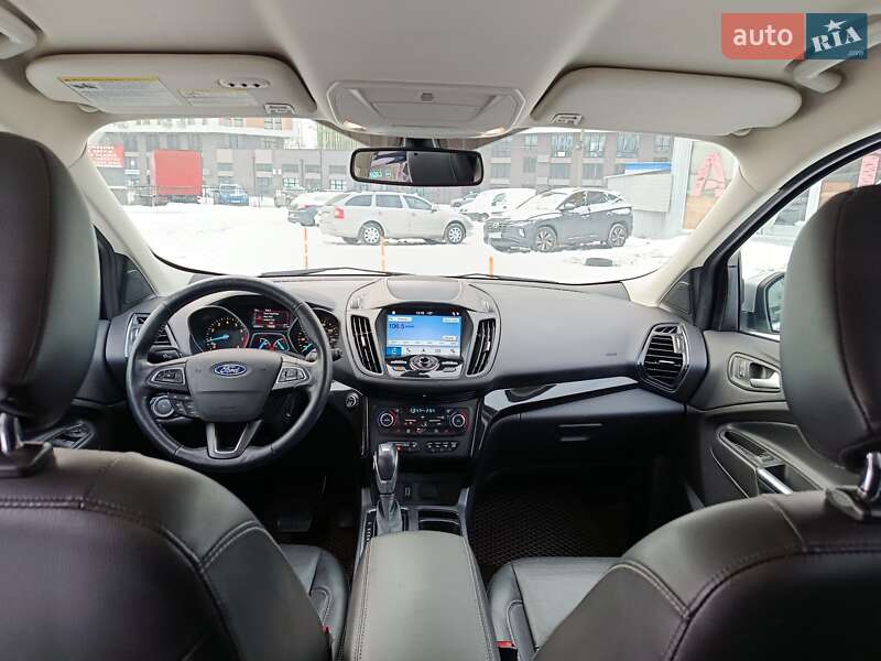 Внедорожник / Кроссовер Ford Escape 2018 в Броварах