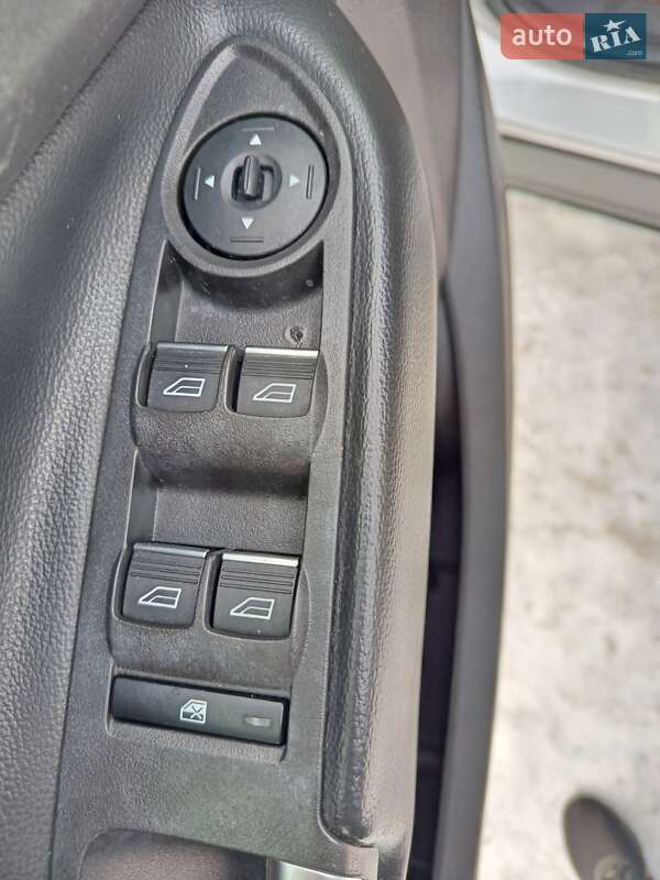 Внедорожник / Кроссовер Ford Escape 2018 в Броварах