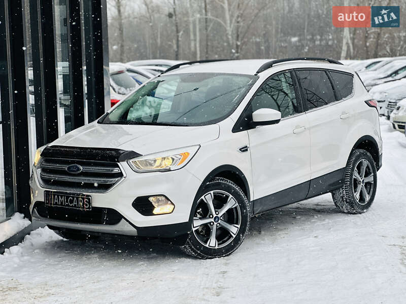 Позашляховик / Кросовер Ford Escape 2016 в Харкові