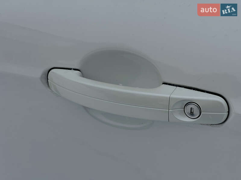 Позашляховик / Кросовер Ford Escape 2016 в Харкові