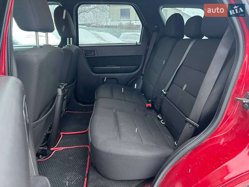 Позашляховик / Кросовер Ford Escape 2009 в Києві