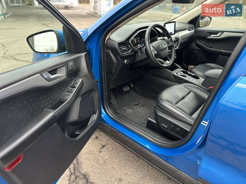 Внедорожник / Кроссовер Ford Escape 2020 в Житомире