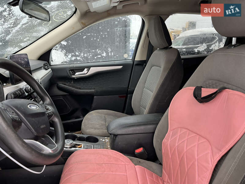 Позашляховик / Кросовер Ford Escape 2019 в Львові