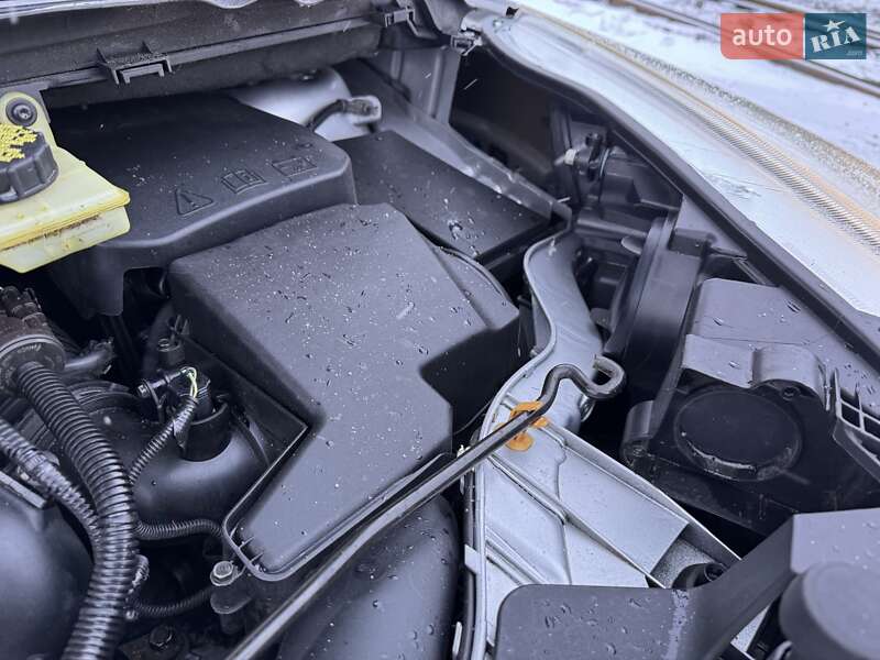 Позашляховик / Кросовер Ford Escape 2017 в Миргороді