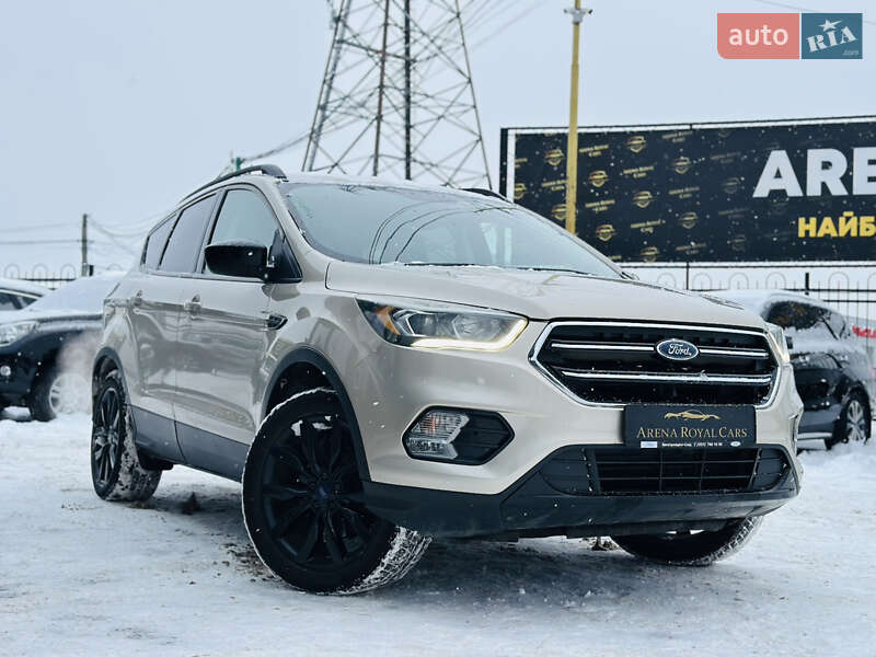 Внедорожник / Кроссовер Ford Escape 2017 в Харькове
