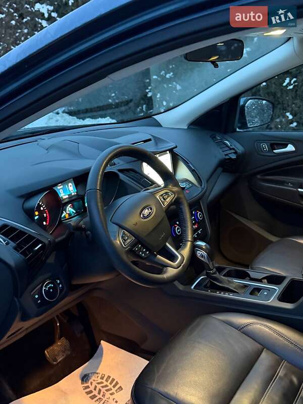 Позашляховик / Кросовер Ford Escape 2018 в Львові