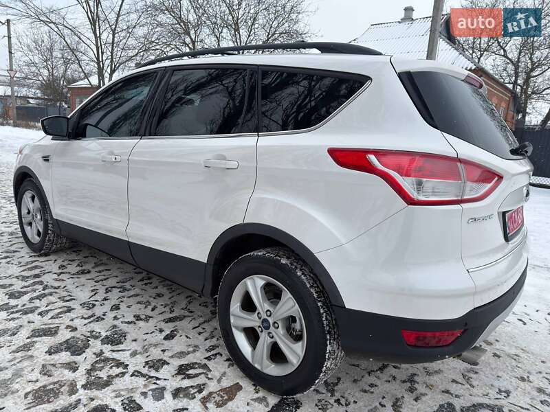 Позашляховик / Кросовер Ford Escape 2014 в Охтирці