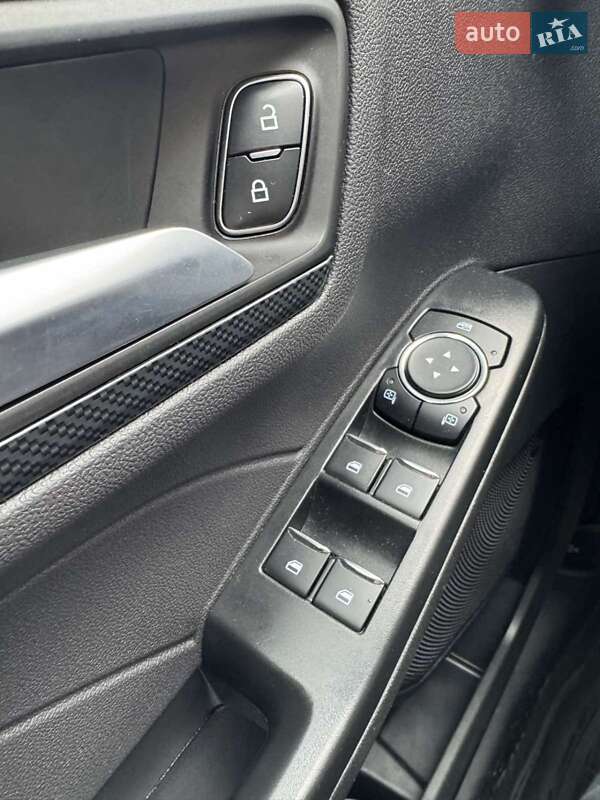 Позашляховик / Кросовер Ford Escape 2024 в Хмельницькому