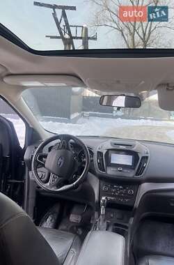 Позашляховик / Кросовер Ford Escape 2017 в Івано-Франківську