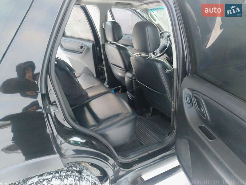 Внедорожник / Кроссовер Ford Escape 2002 в Кременце