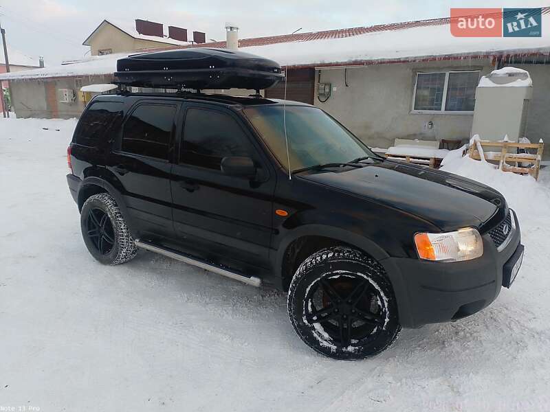 Внедорожник / Кроссовер Ford Escape 2002 в Кременце