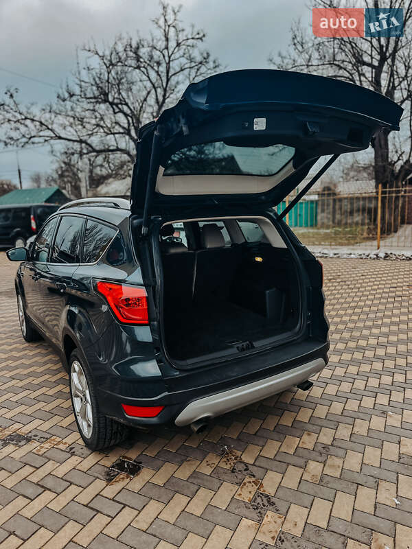 Позашляховик / Кросовер Ford Escape 2019 в Миколаєві