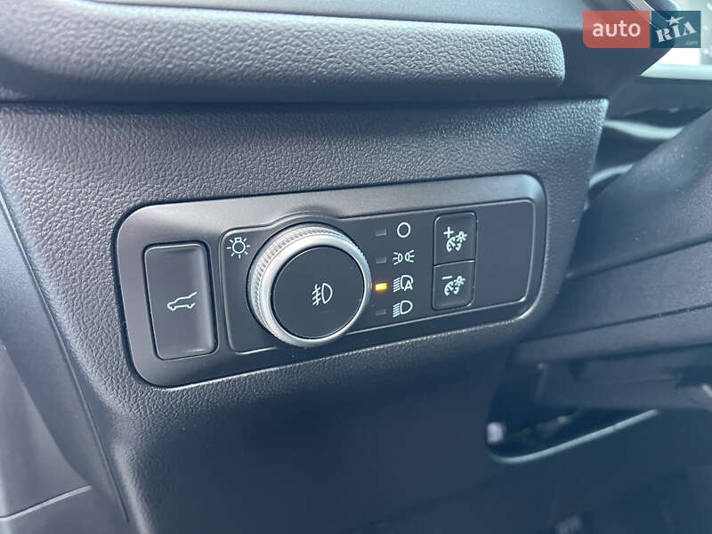 Внедорожник / Кроссовер Ford Escape 2020 в Кременчуге