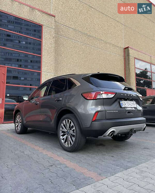 Внедорожник / Кроссовер Ford Escape 2021 в Киеве