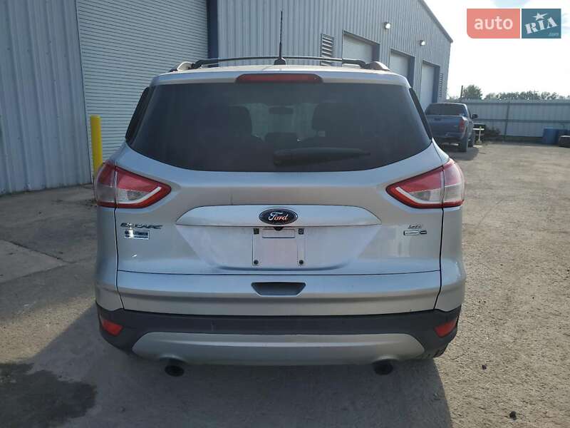 Позашляховик / Кросовер Ford Escape 2016 в Львові