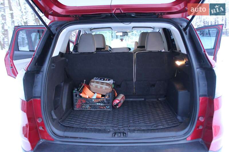 Внедорожник / Кроссовер Ford Escape 2016 в Чернигове