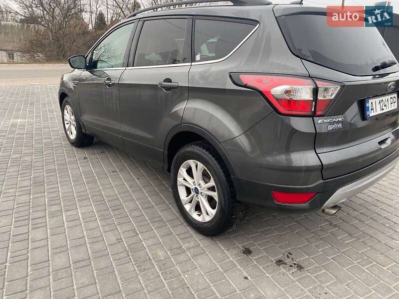 Позашляховик / Кросовер Ford Escape 2018 в Львові