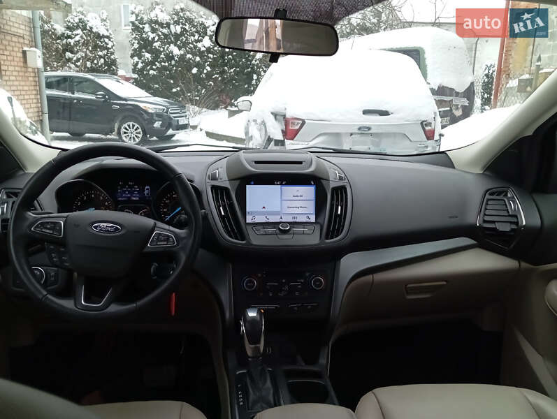 Позашляховик / Кросовер Ford Escape 2018 в Львові