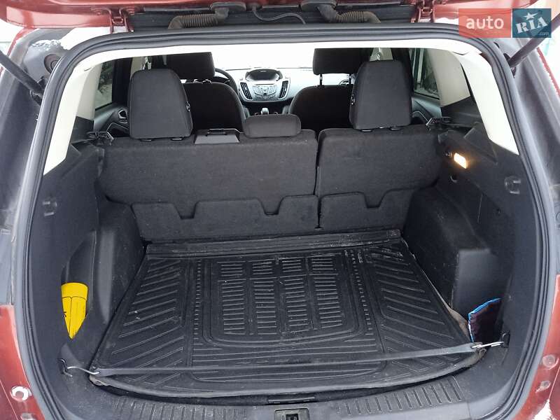 Позашляховик / Кросовер Ford Escape 2015 в Острозі фото 9 Позашляховик / Кросовер Ford Escape 2015 в Острозі