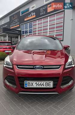 Внедорожник / Кроссовер Ford Escape 2013 в Каменец-Подольском