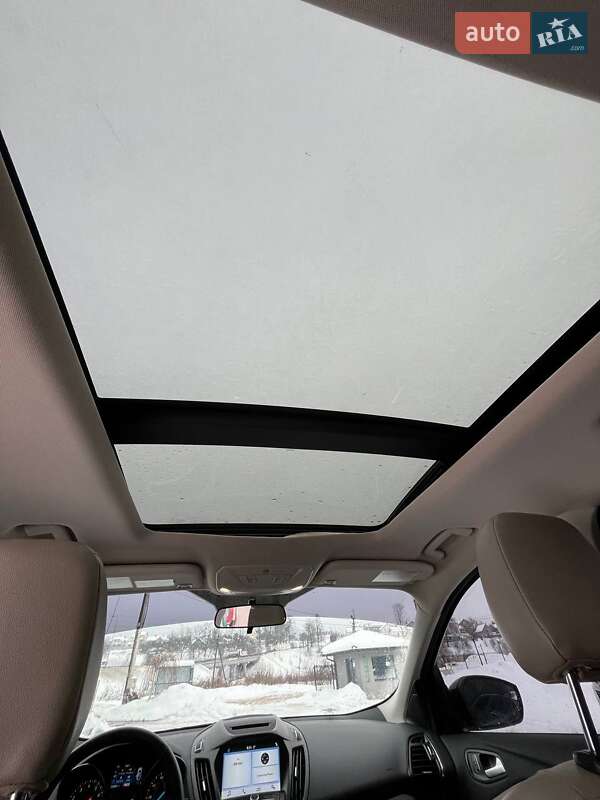 Внедорожник / Кроссовер Ford Escape 2018 в Львове